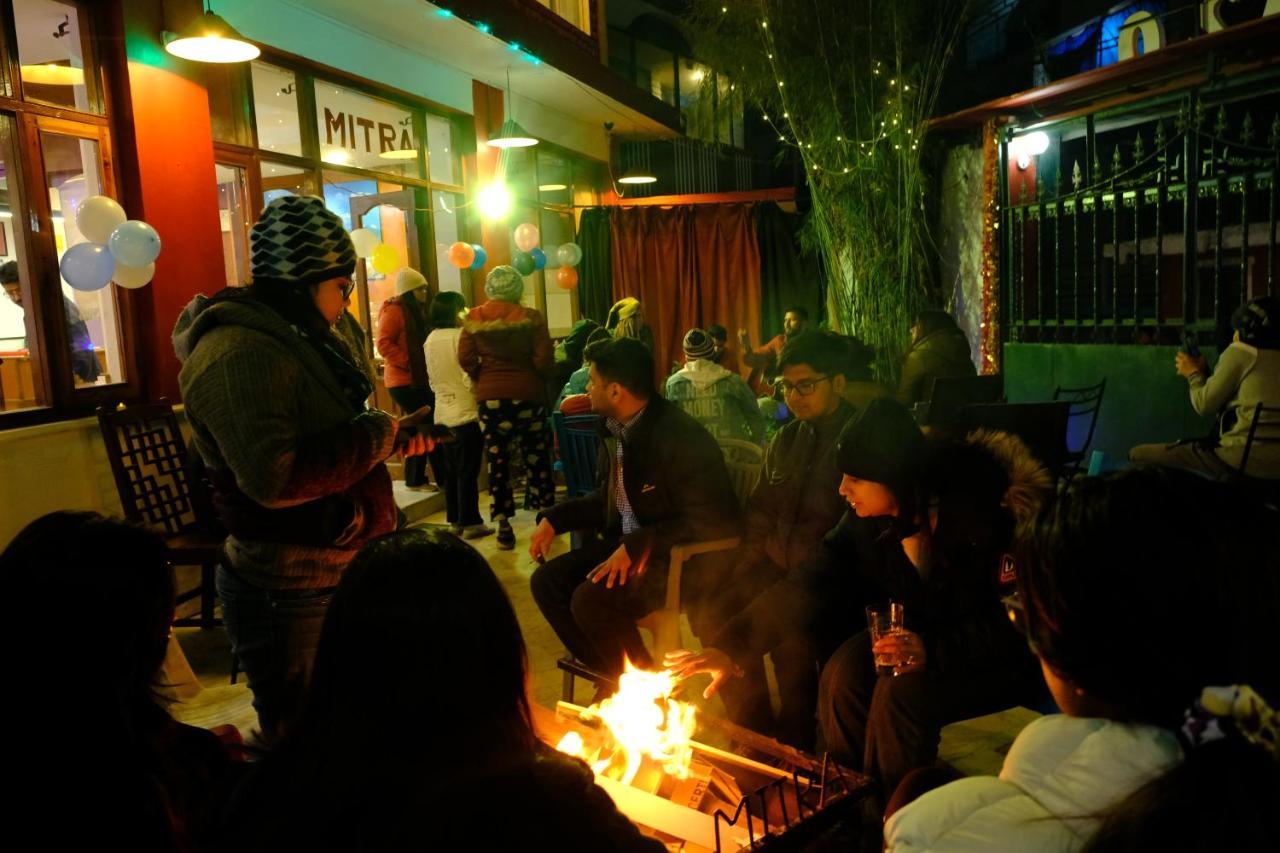 Хостел Mitra Mcleodganj Маклеод-Гандж Екстер'єр фото
